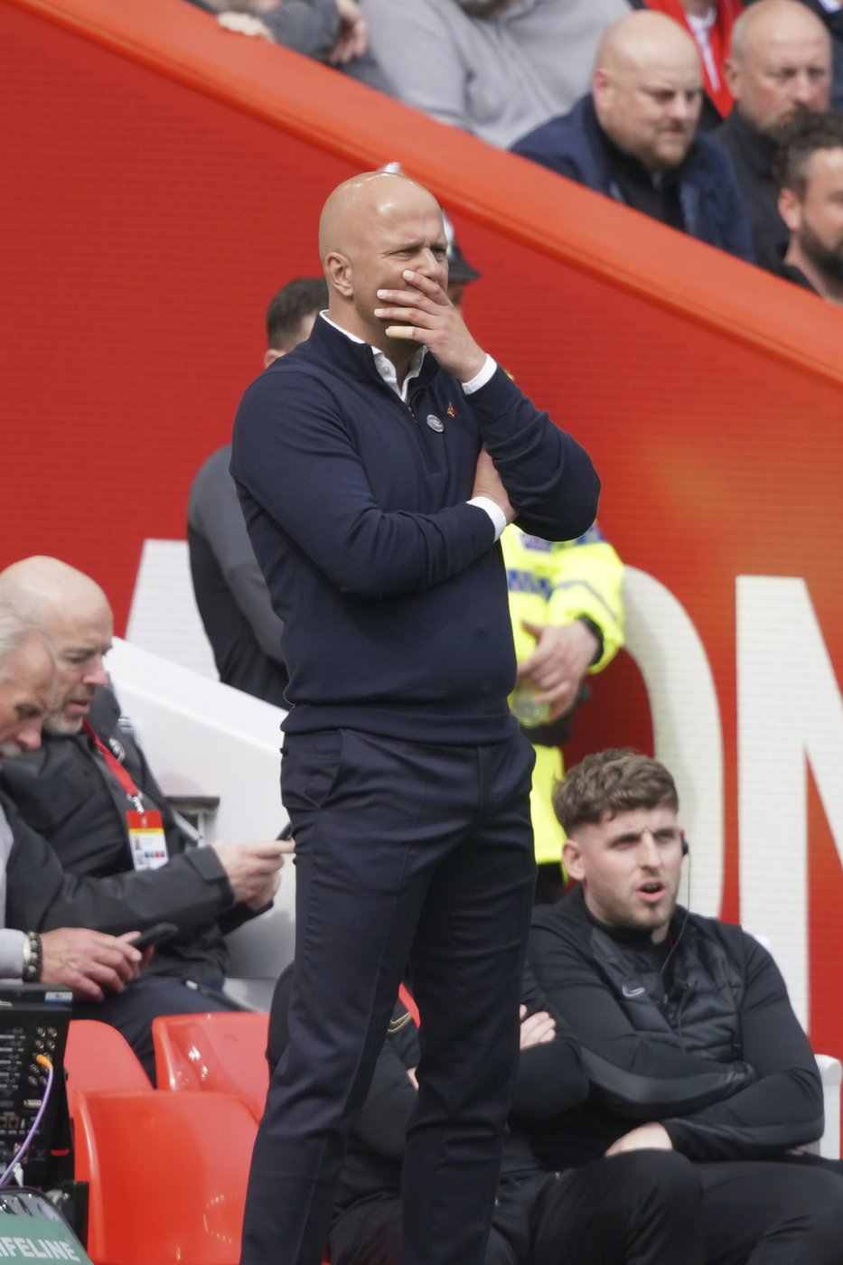 Late Van Dijk goal sees Liverpool move to within six points of the Premier League title | iNFOnews.ca Late Van Dijk goal sees Liverpool move to within six points of the Premier League title | iNFOnews.ca
