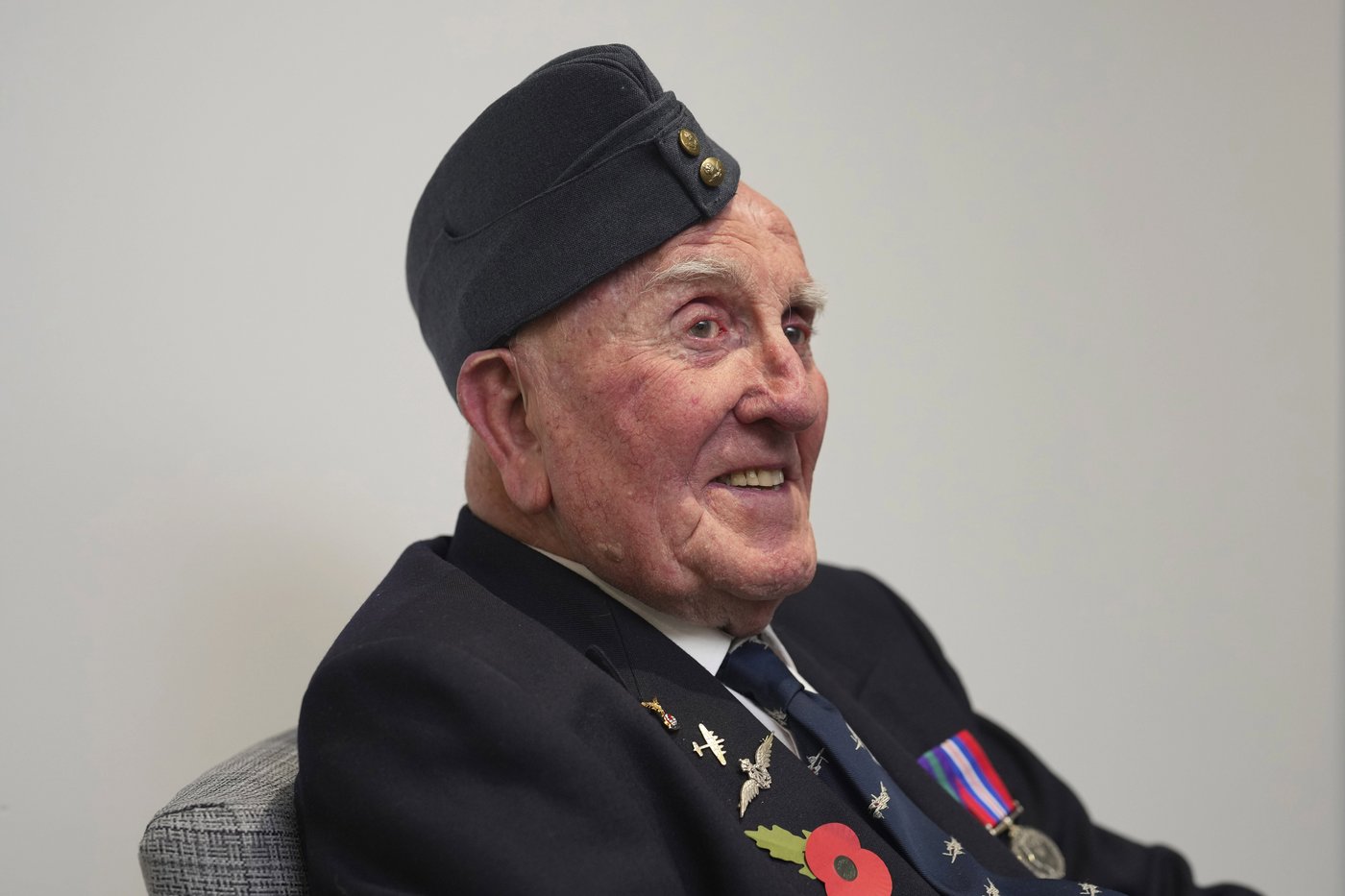100-year-old Royal Air Force veteran will join UK memorial service for the first time | iNFOnews.ca 100-year-old Royal Air Force veteran will join UK memorial service for the first time | iNFOnews.ca