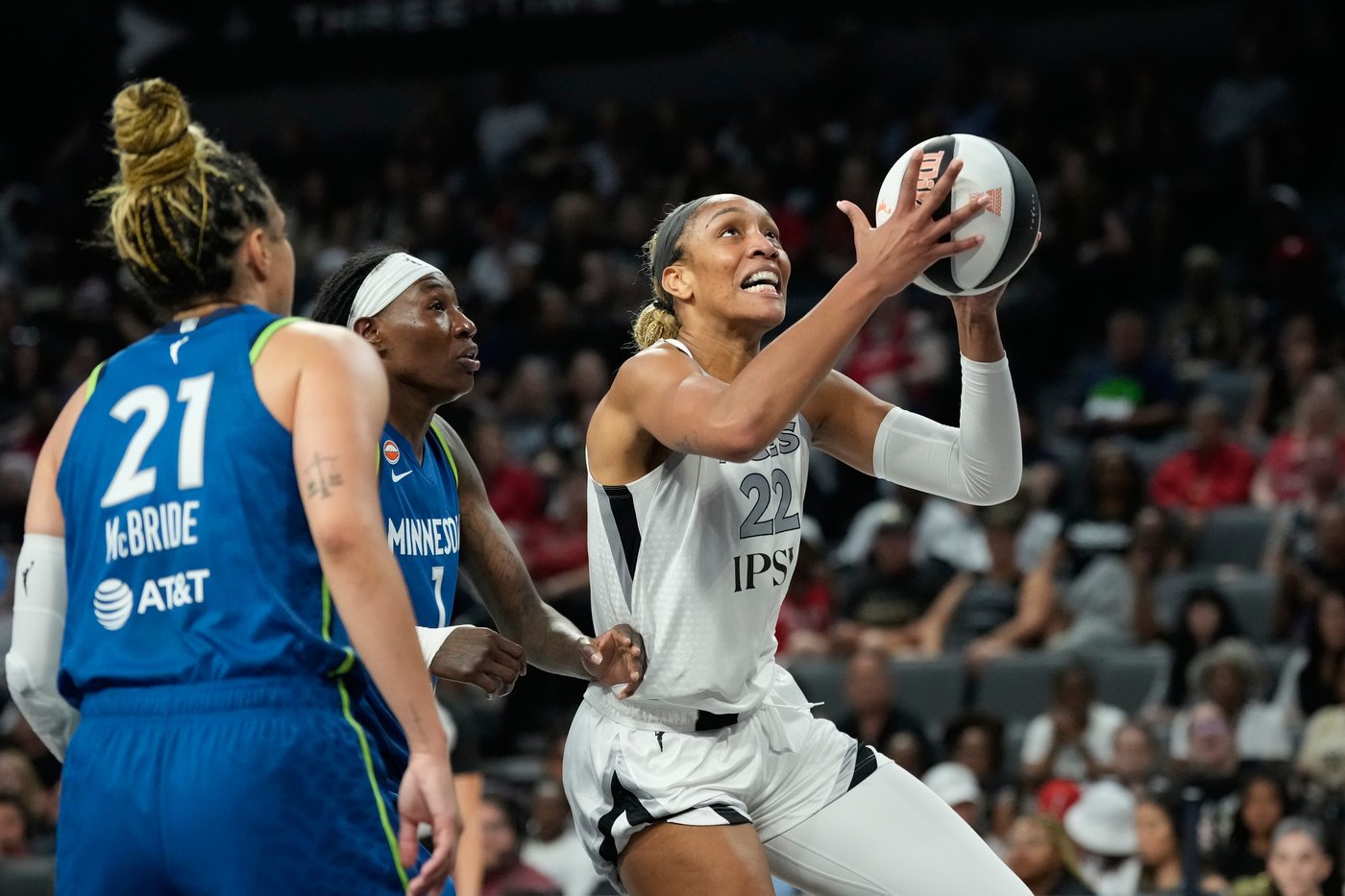 A'ja Wilson leads the Aces past the Lynx 100-97 for West lead in Commissioner's Cup | iNFOnews.ca A'ja Wilson leads the Aces past the Lynx 100-97 for West lead in Commissioner's Cup | iNFOnews.ca
