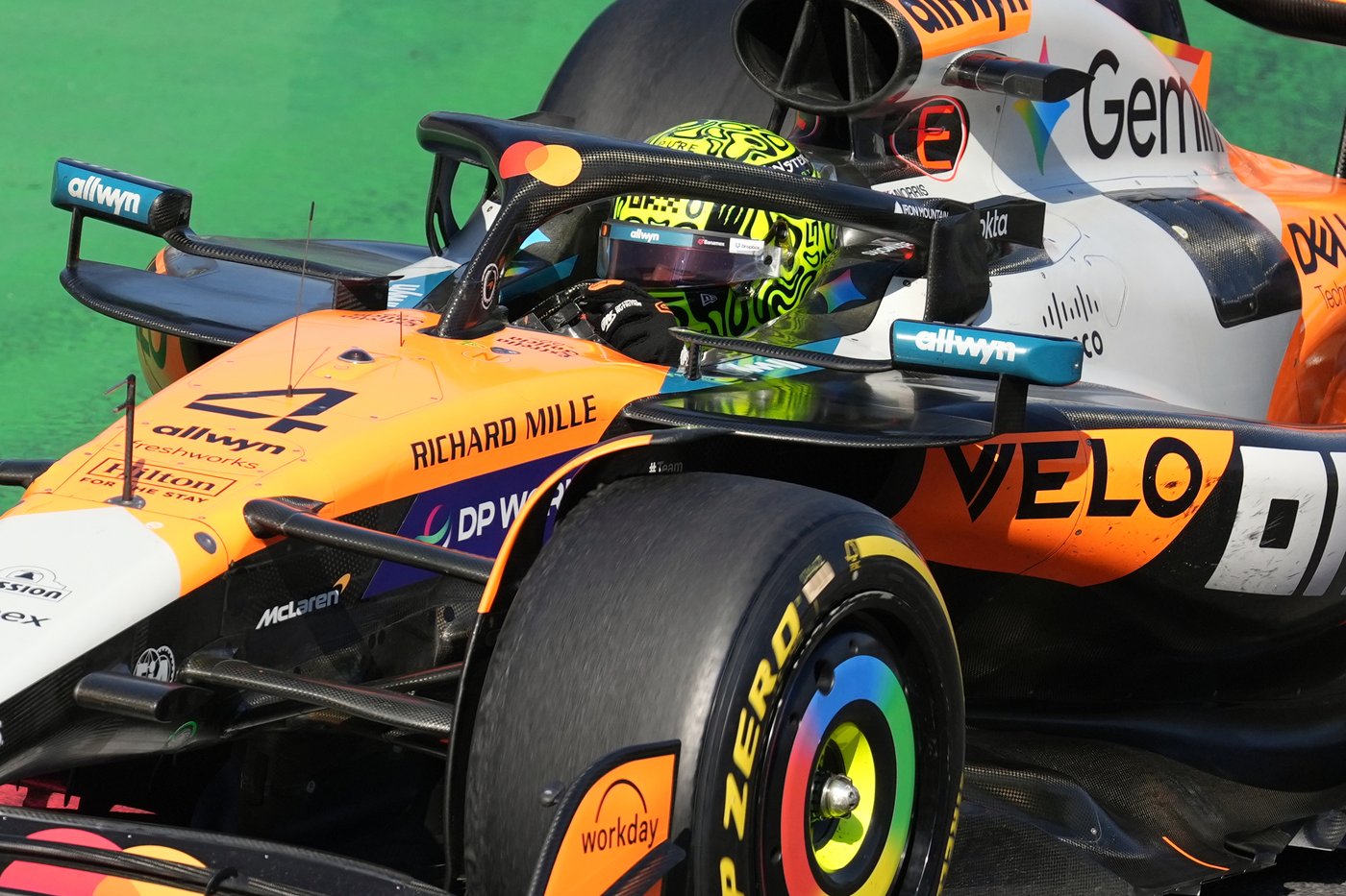 Lando Norris snaps losing streak with victory in Mexico City, takes lead in F1 championship | iNFOnews.ca