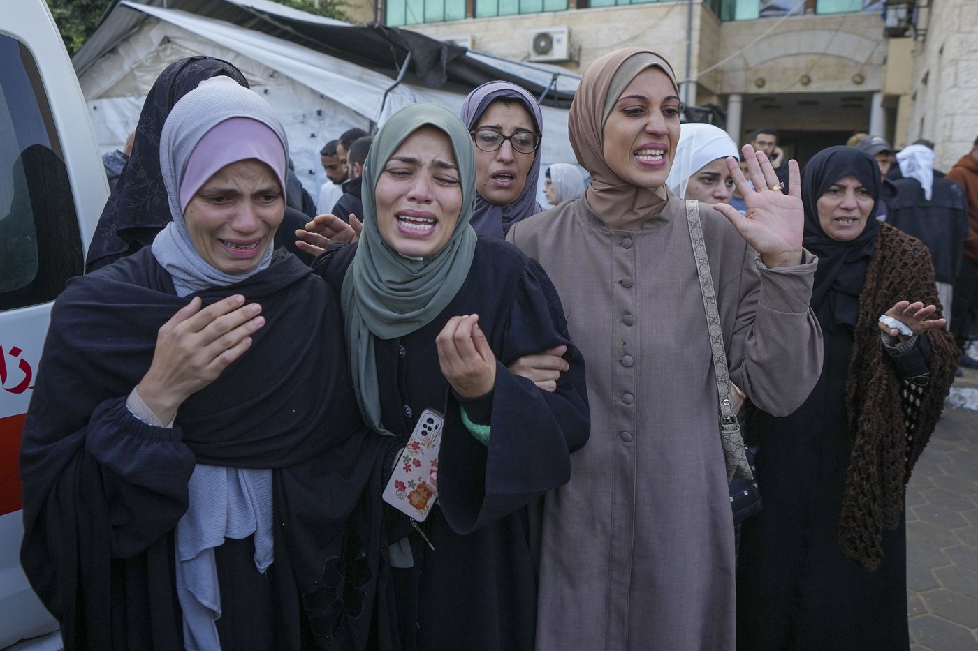 Gaza health officials say latest Israeli airstrikes kill at least 14 including children | iNFOnews.ca Gaza health officials say latest Israeli airstrikes kill at least 14 including children | iNFOnews.ca