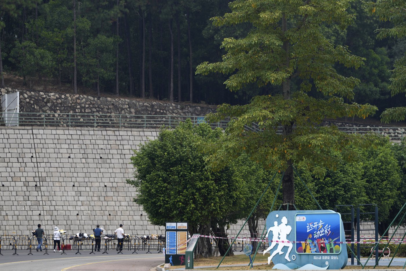 Public mourns 35 killed in attack at sports complex in southern Chinese city | iNFOnews.ca Public mourns 35 killed in attack at sports complex in southern Chinese city | iNFOnews.ca