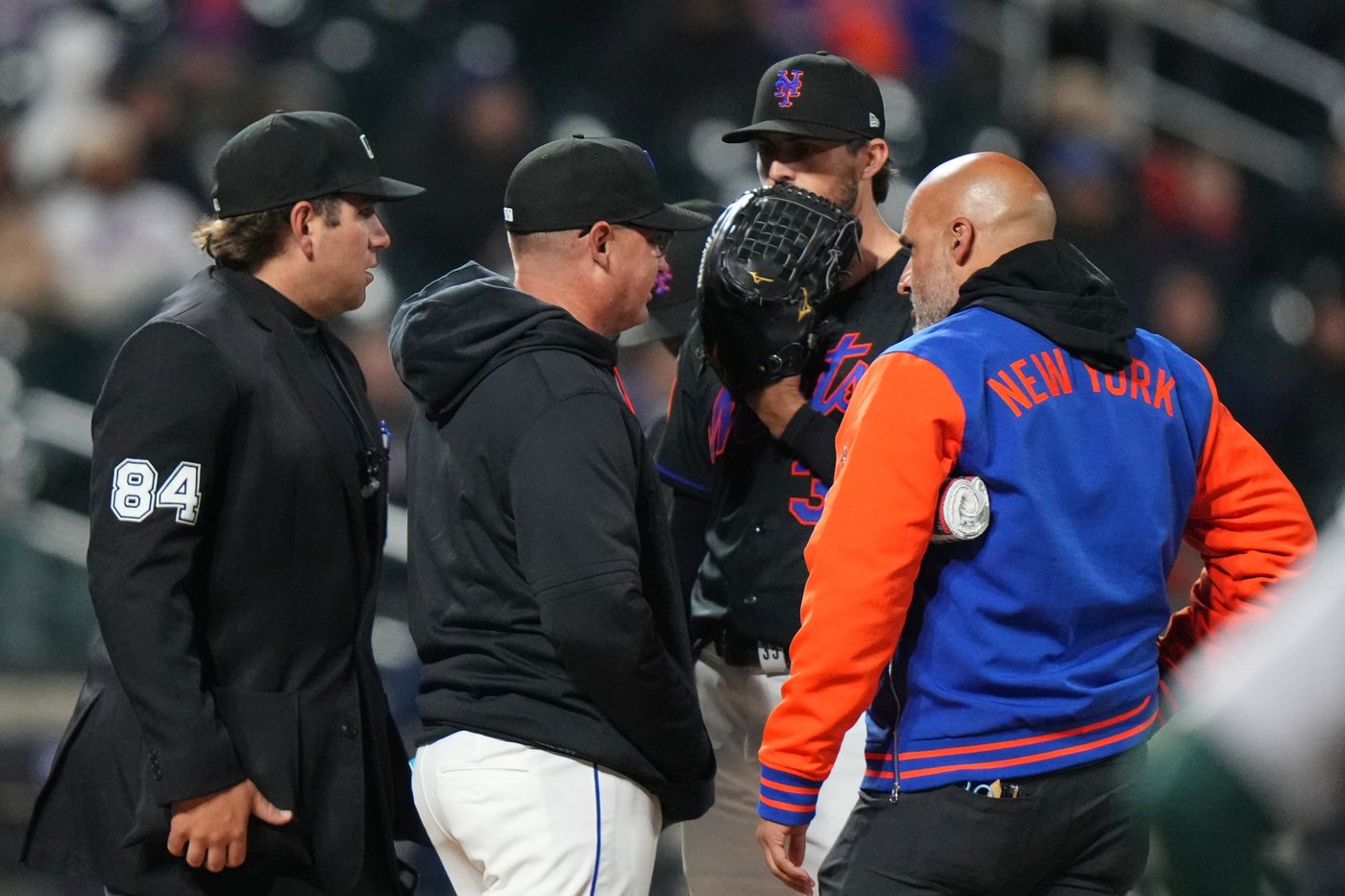 Clay Holmes leaves Mets start vs. A's because of left hamstring tightness | iNFOnews.ca Clay Holmes leaves Mets start vs. A's because of left hamstring tightness | iNFOnews.ca