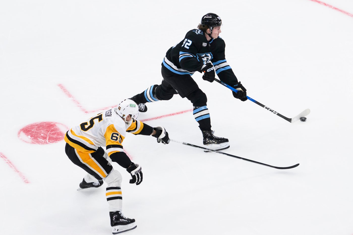 Penguins rally from two-goal deficit to top Mammoth 4-3 | iNFOnews.ca