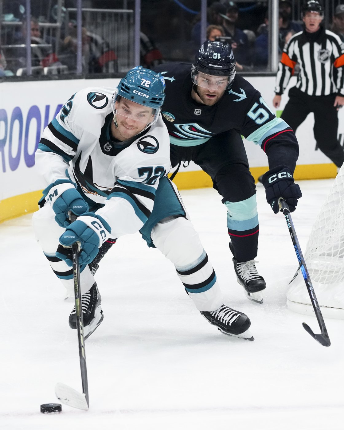 Mikael Granlund and Jake Walman set up all the goals for the Sharks in 4-2 win over the Kraken | iNFOnews.ca