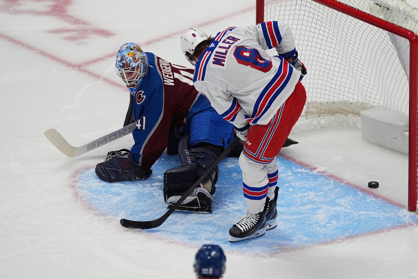 MacKinnon, Makar lead surging Avalanche to 6-3 win over Rangers | iNFOnews.ca