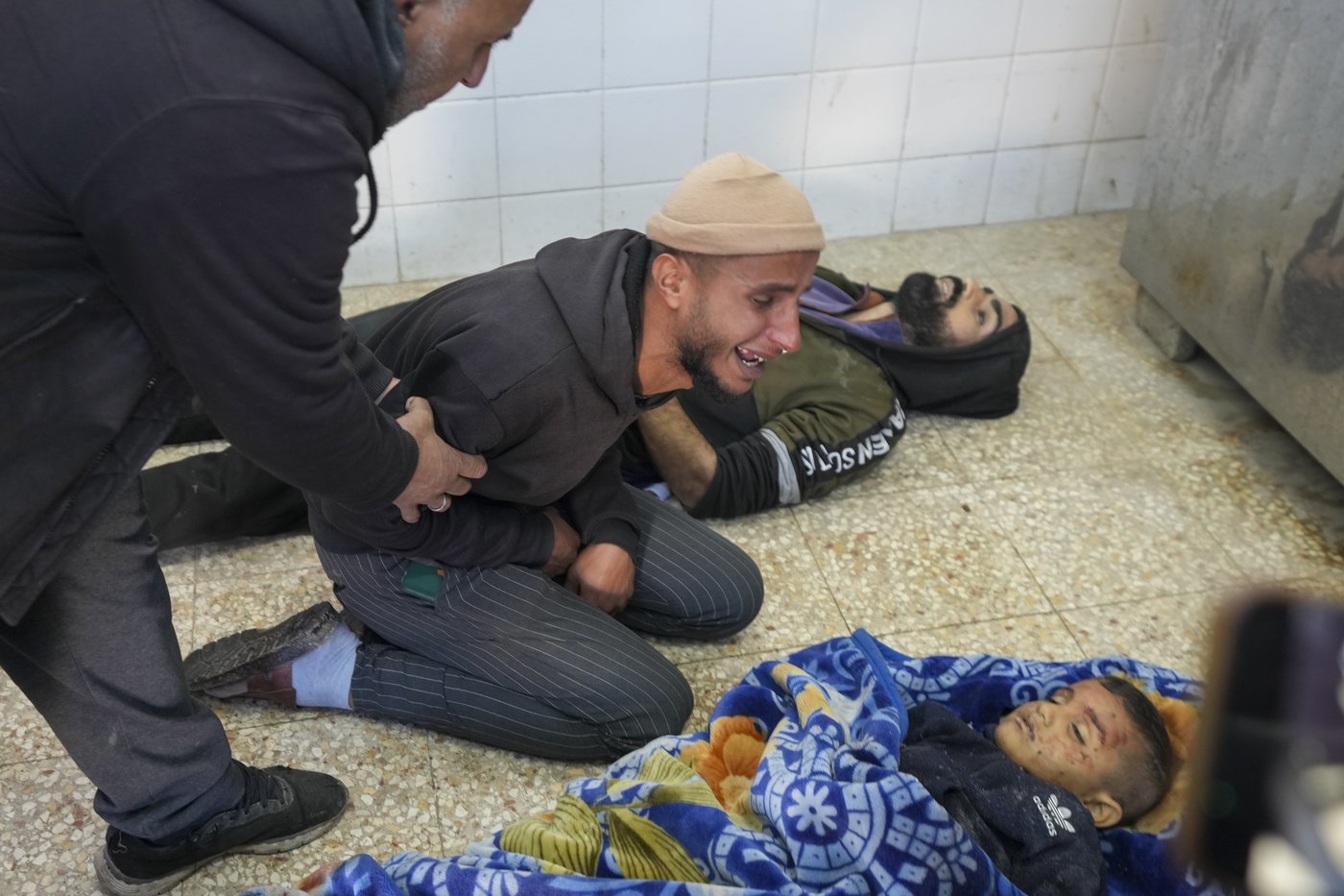 Israeli strikes kill 12 in Gaza, including children, as war grinds into the new year | iNFOnews.ca Israeli strikes kill 12 in Gaza, including children, as war grinds into the new year | iNFOnews.ca