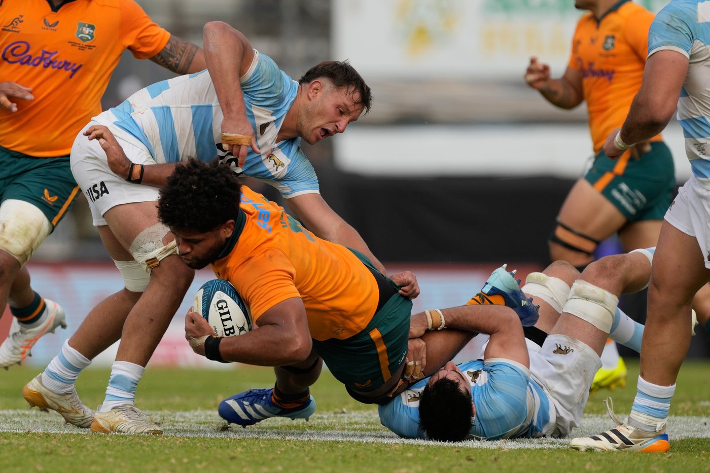 Australia leads from start to finish to beat Argentina 27-21 in the 1st rugby test | iNFOnews.ca Australia leads from start to finish to beat Argentina 27-21 in the 1st rugby test | iNFOnews.ca