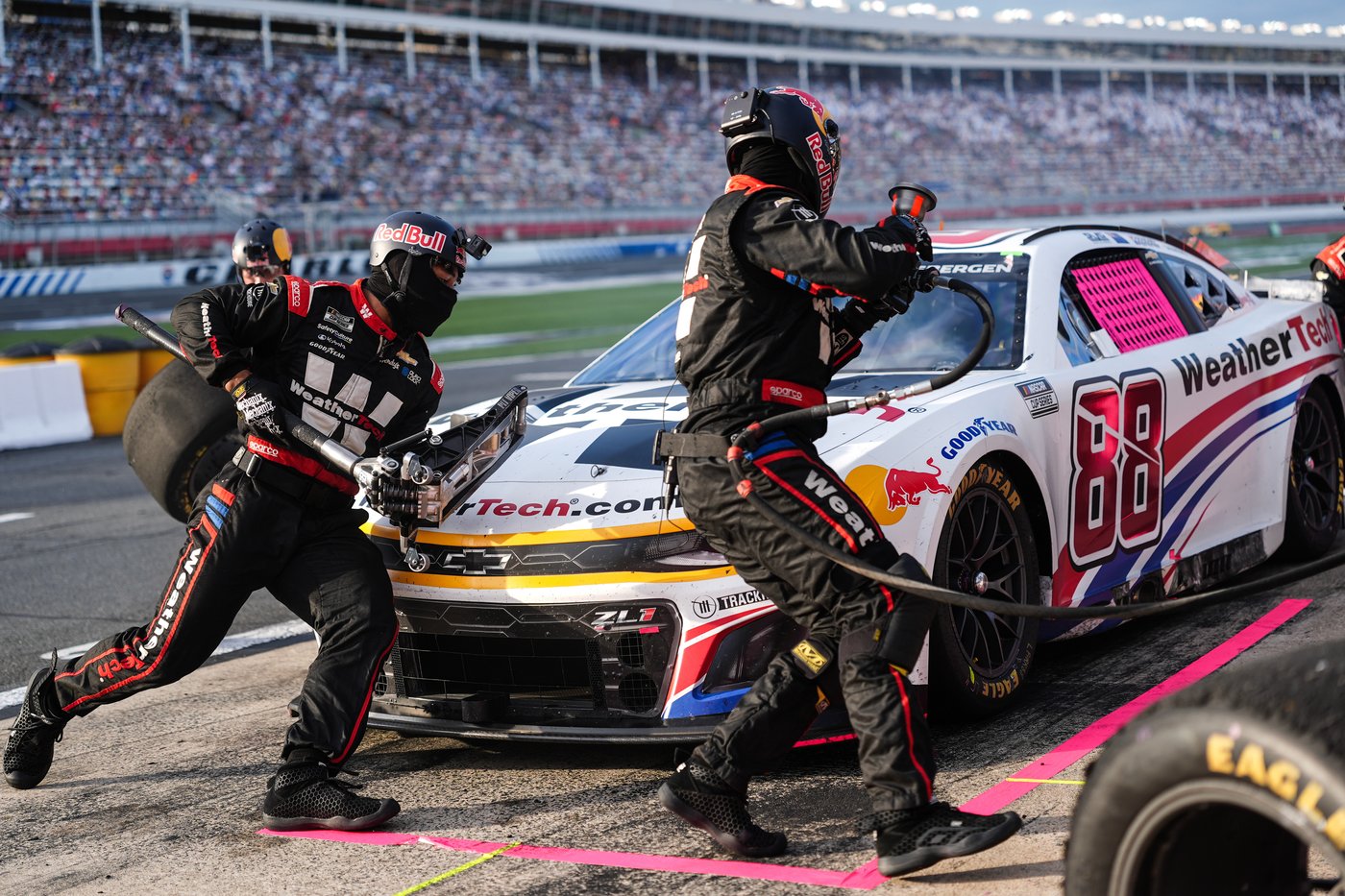 Shane van Gisbergen will defend NASCAR win at Watkins Glen from the pole position | iNFOnews.ca
