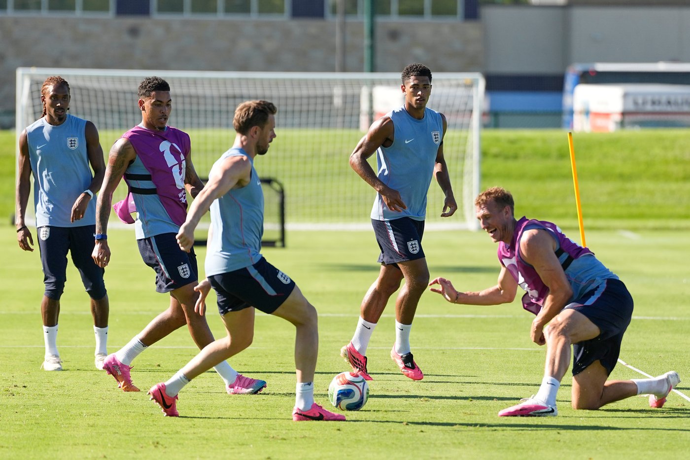 2 Texas men charged after England team gear stolen en route to Kansas City for World Cup base | iNFOnews.ca 2 Texas men charged after England team gear stolen en route to Kansas City for World Cup base | iNFOnews.ca