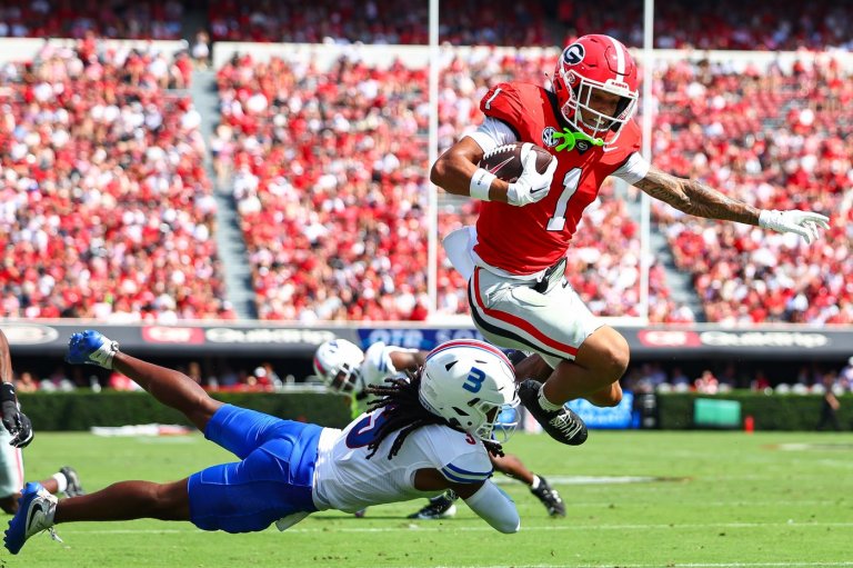 Stockton has 3 TD passes and Frazier runs for 3 scores as No. 3 Georgia beats Tennessee State 63-3 | iNFOnews.ca