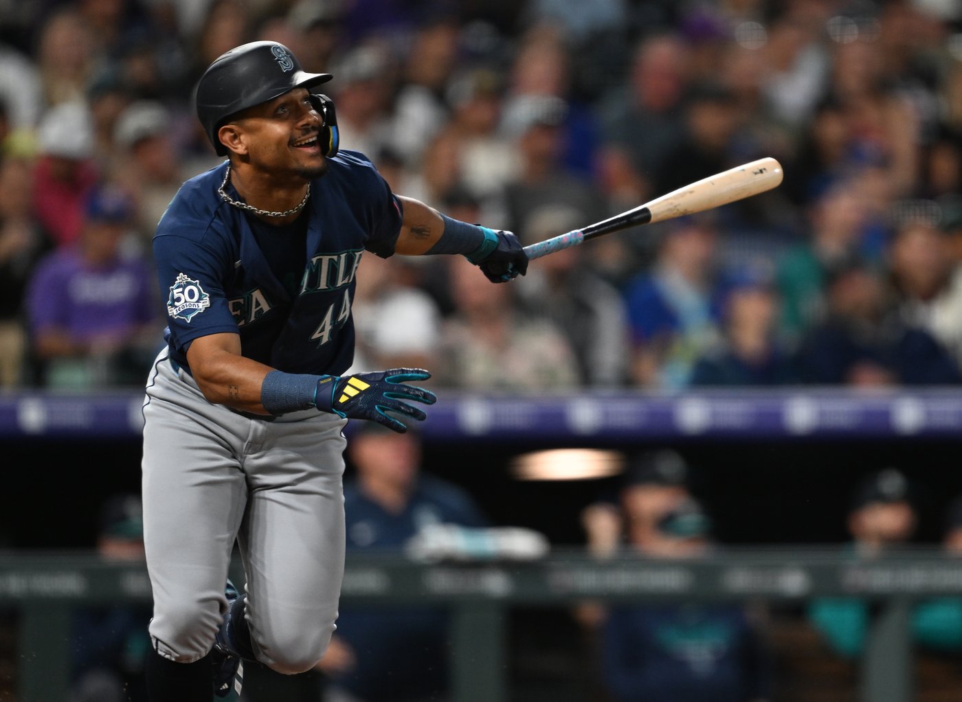 Carrigg's 2-run single in 7th lifts Rockies to 5-3 win, moving Mariners to verge of elimination | iNFOnews.ca Carrigg's 2-run single in 7th lifts Rockies to 5-3 win, moving Mariners to verge of elimination | iNFOnews.ca