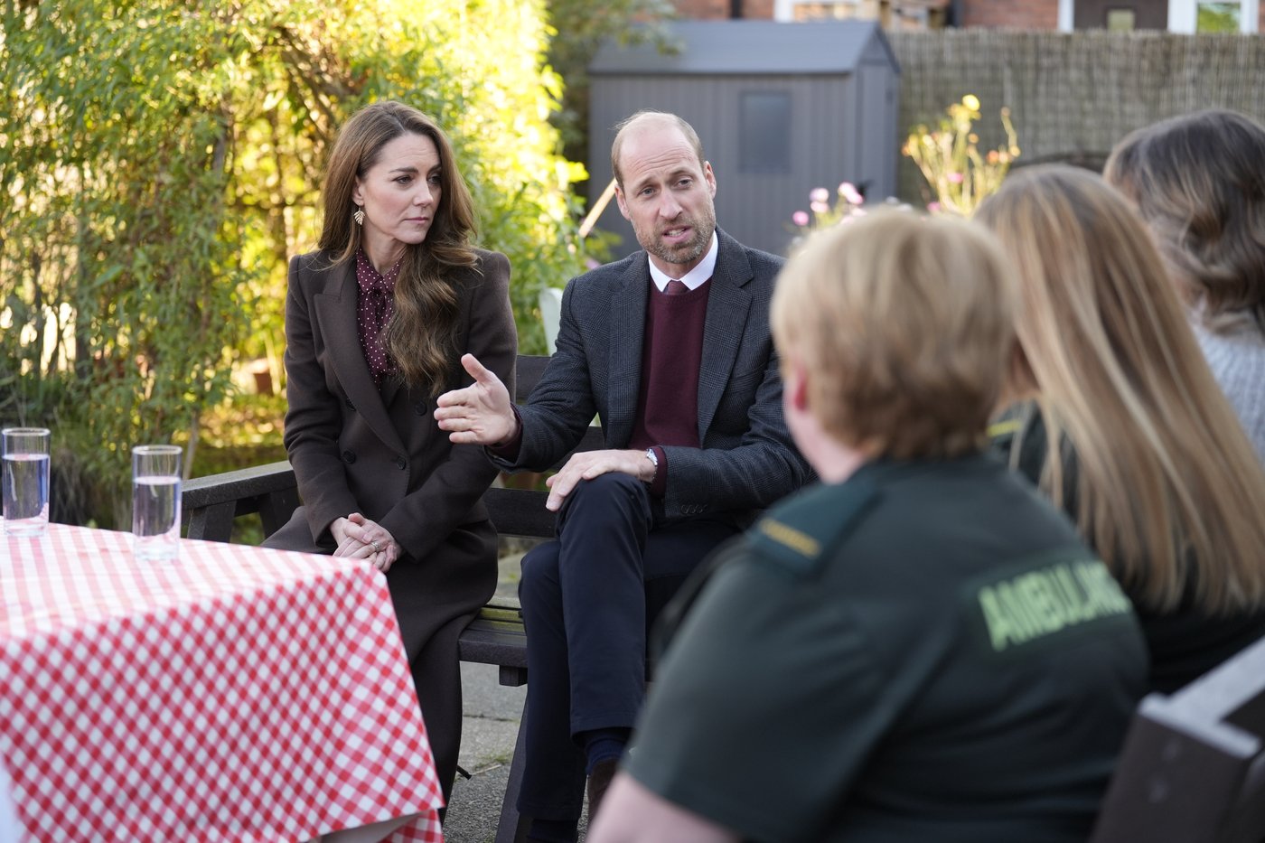Prince and Princess of Wales meet with families of dance class stabbing attack | iNFOnews.ca
