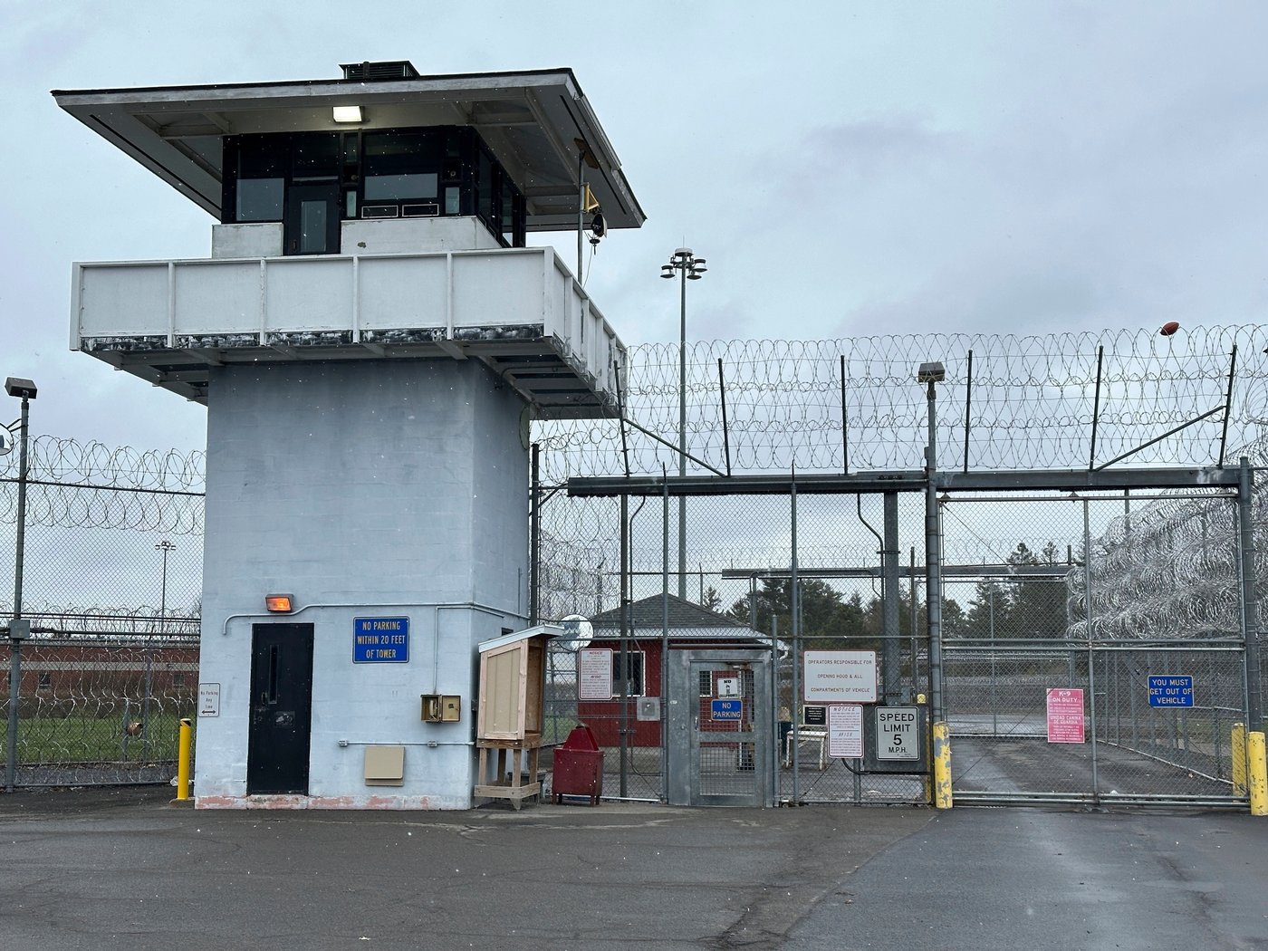 Former guard accused of stomping inmate's head goes on trial in fatal beating at New York prison | iNFOnews.ca Former guard accused of stomping inmate's head goes on trial in fatal beating at New York prison | iNFOnews.ca