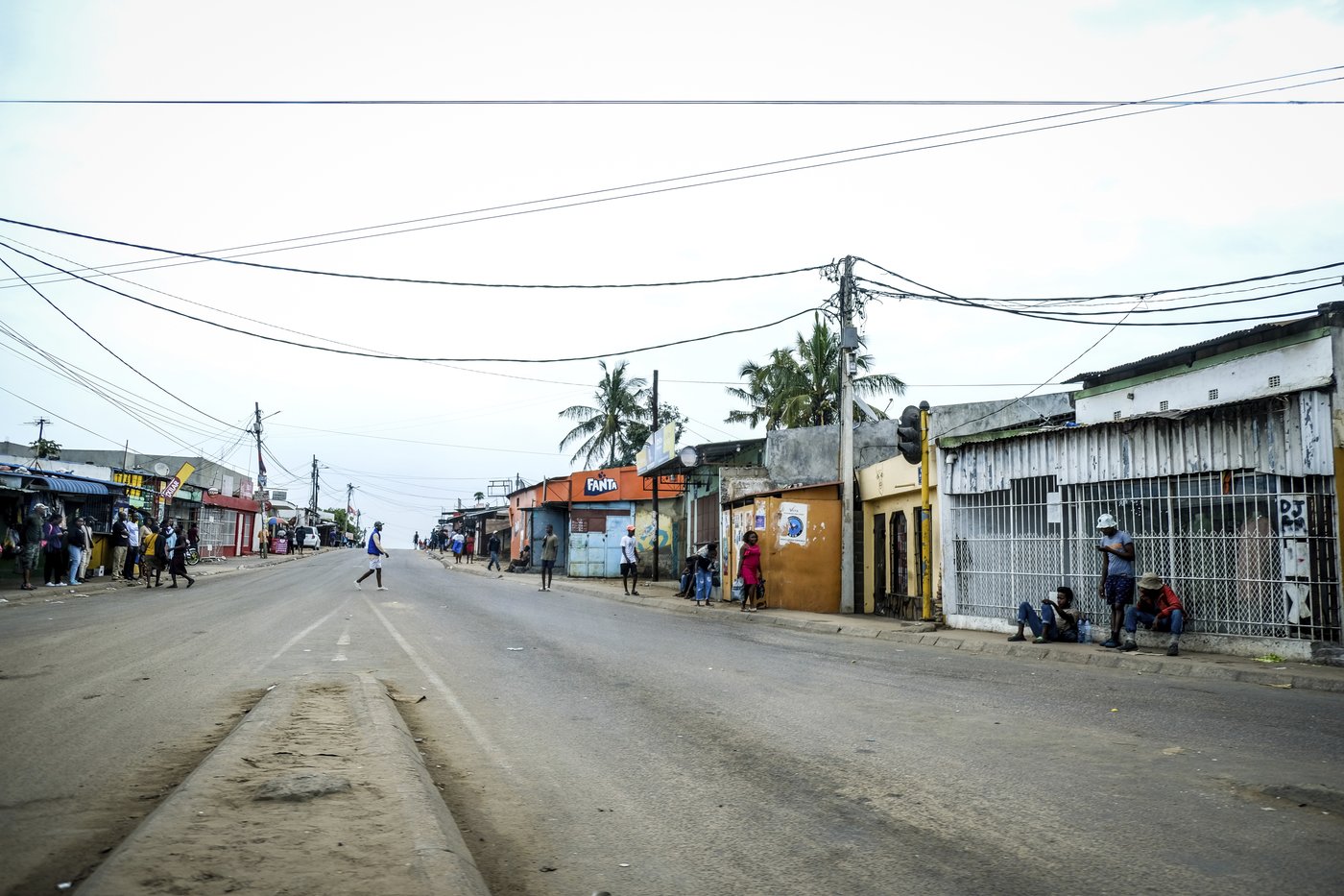 Police in Mozambique fire tear gas at opposition politician as post-election tensions soar | iNFOnews.ca