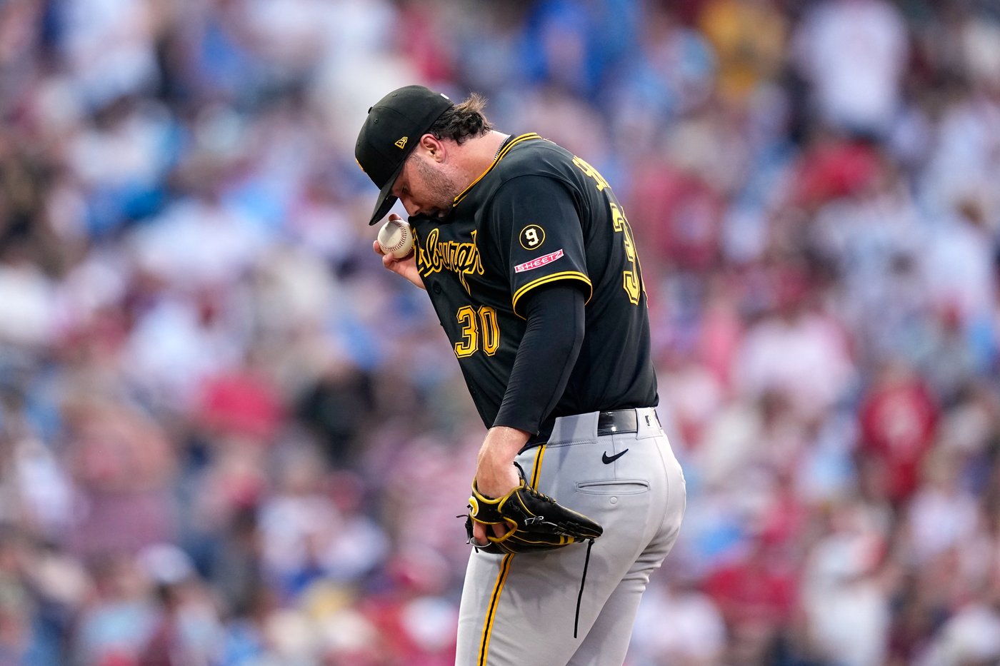 Paul Skenes lasts 4 innings, allows a season-high 7 earned runs vs the Phillies | iNFOnews.ca
