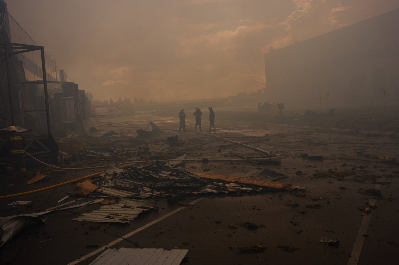 Round-the-clock Russian attacks disrupt daily life and exhaust Kyiv residents, in photos | iNFOnews.ca