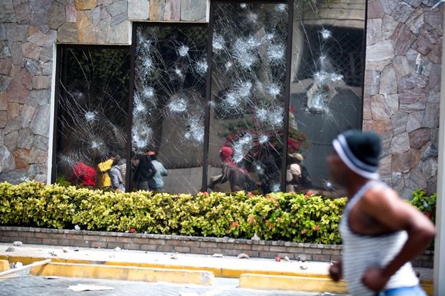 Federal government advises against 'non-essential' travel to Haiti amid protests | iNFOnews.ca