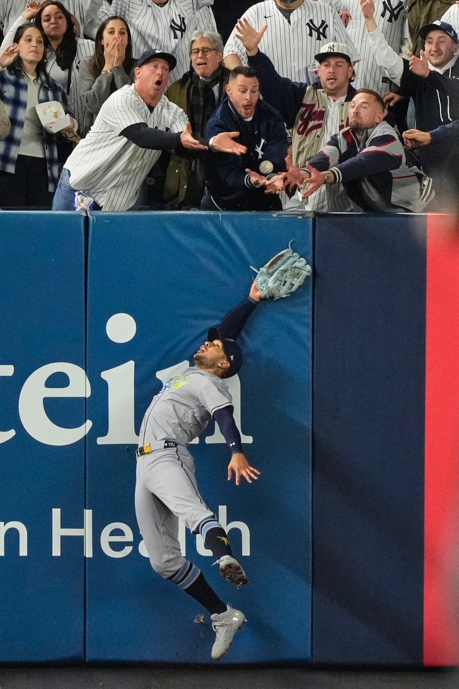 Fan interference denies Anthony Volpe a tying homer as Yankees get swept by Rays in ALDS | iNFOnews.ca