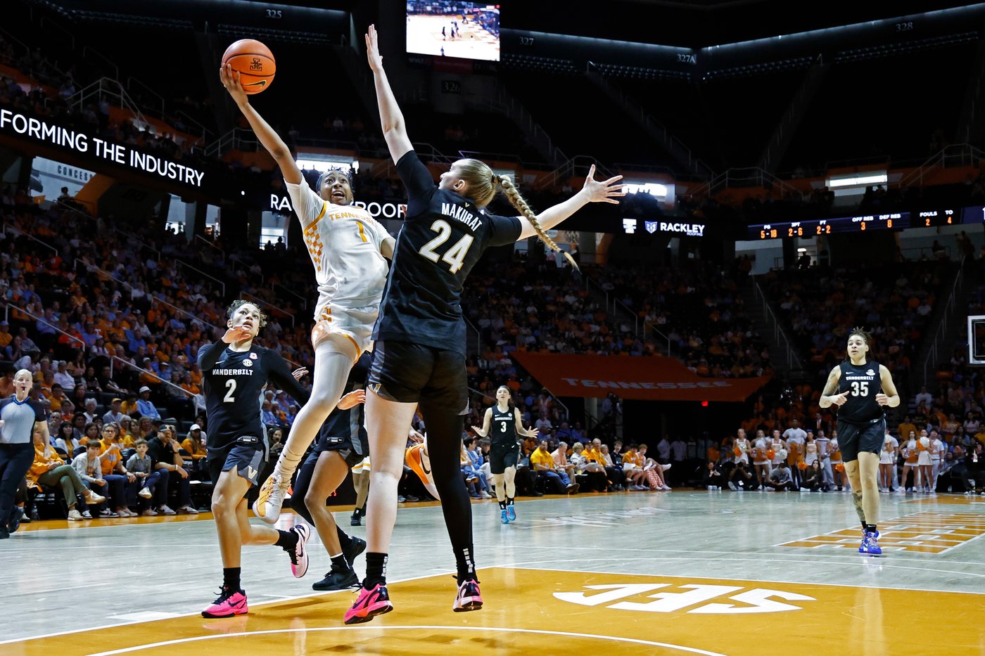 Mikayla Blakes' 34 points lead No. 5 Vanderbilt past Tennessee 87-77 | iNFOnews.ca Mikayla Blakes' 34 points lead No. 5 Vanderbilt past Tennessee 87-77 | iNFOnews.ca