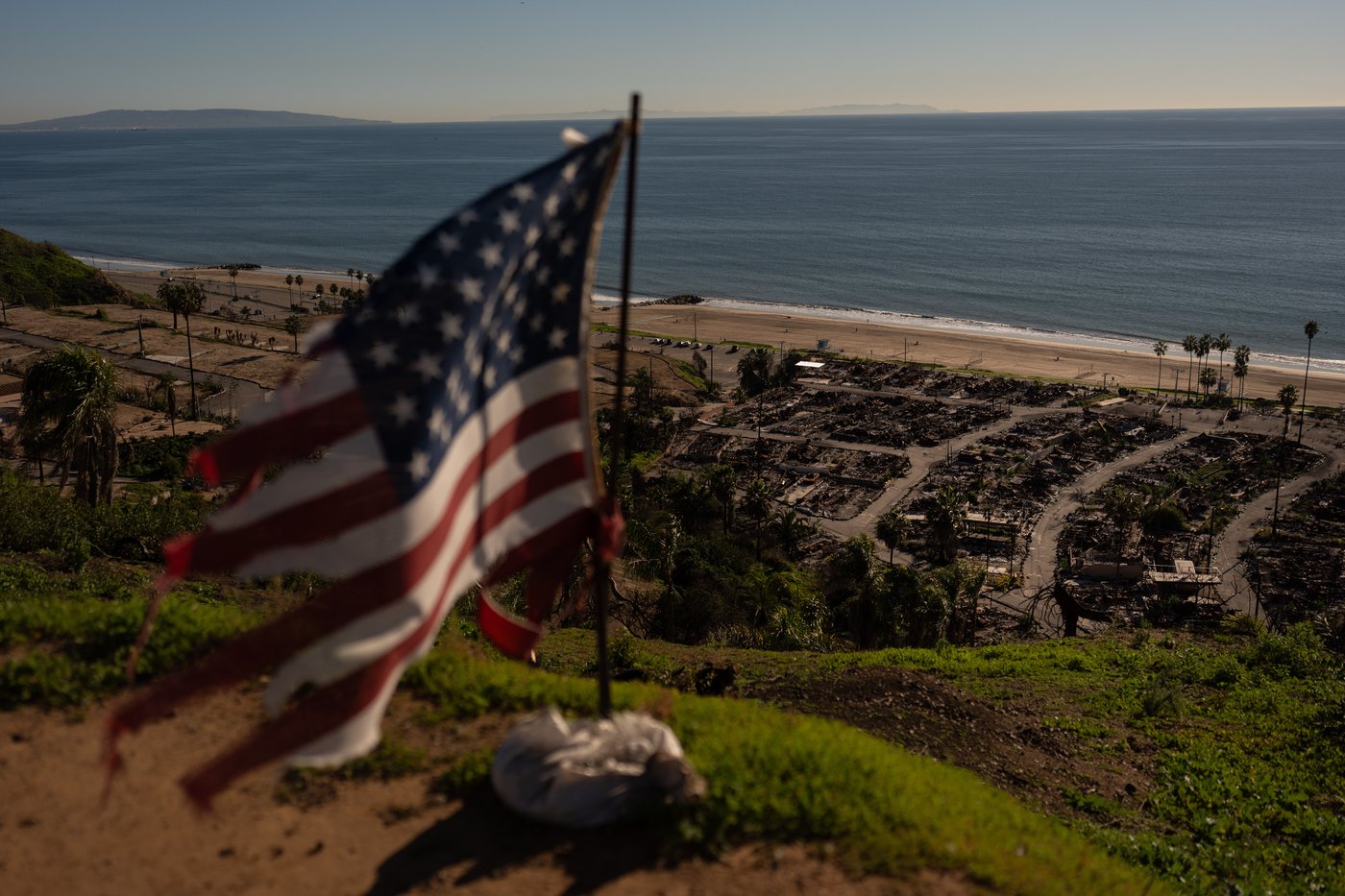 Prosecutors say arson suspect in Los Angeles' Palisades Fire was angry 'at the world' | iNFOnews.ca