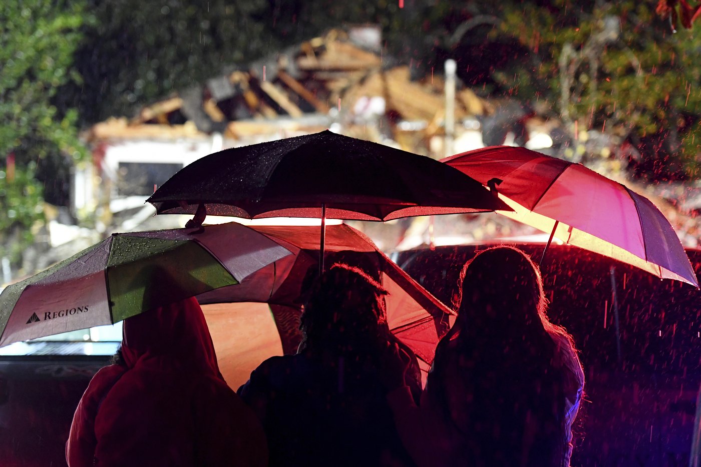 Tornadoes in Texas and Mississippi kill 2 and injure 6 as severe weather system moves east | iNFOnews.ca