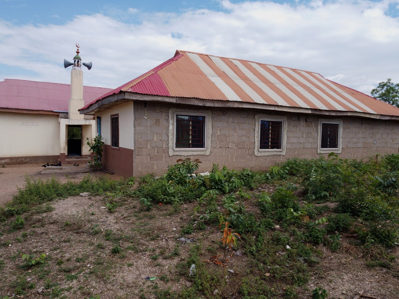 Gunmen attack orphanage in northern Nigeria and abduct 23 pupils | iNFOnews.ca