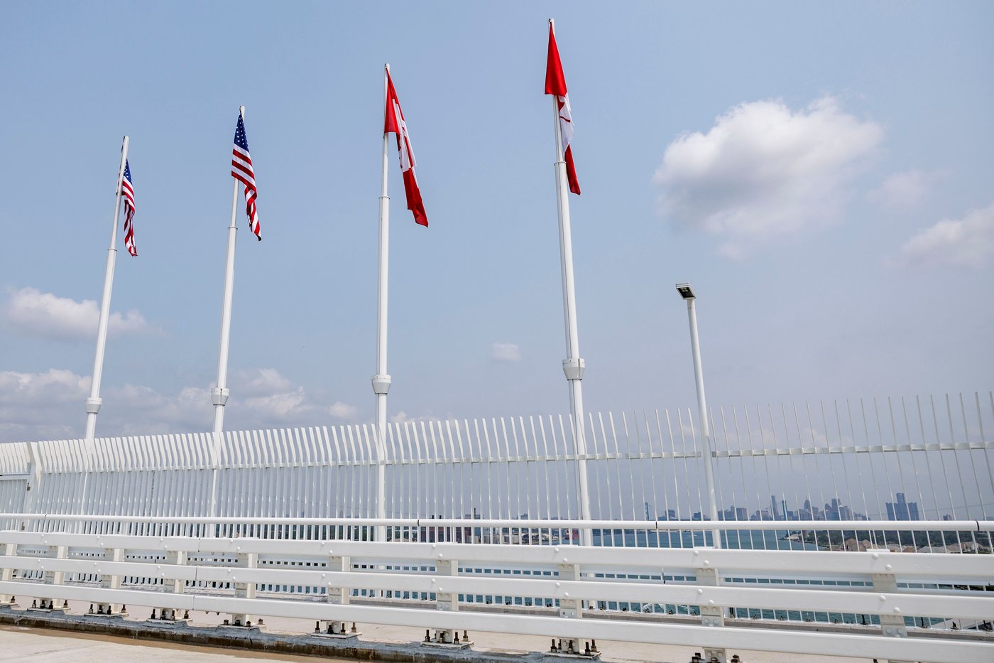 US-Canada bridge opens in Detroit even as trade disputes test the neighbors' ties | iNwheels