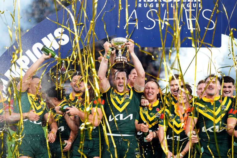Australia ease past England and secure rugby league series sweep | iNFOnews.ca