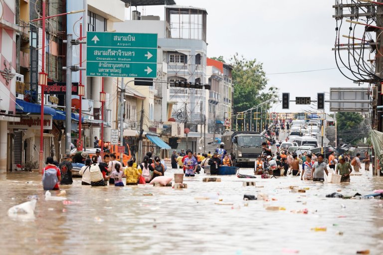 Flooding death toll in southern Thailand rises to more than 80 as water levels fall | iNFOnews.ca