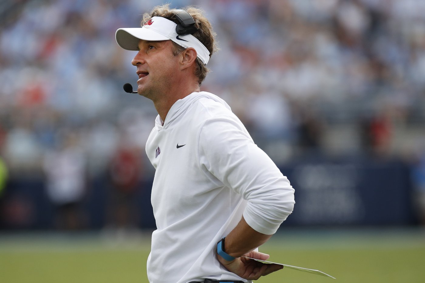 SEC cracks down on coaches and teams faking injuries to slow hurry-up offenses | iNFOnews.ca SEC cracks down on coaches and teams faking injuries to slow hurry-up offenses | iNFOnews.ca