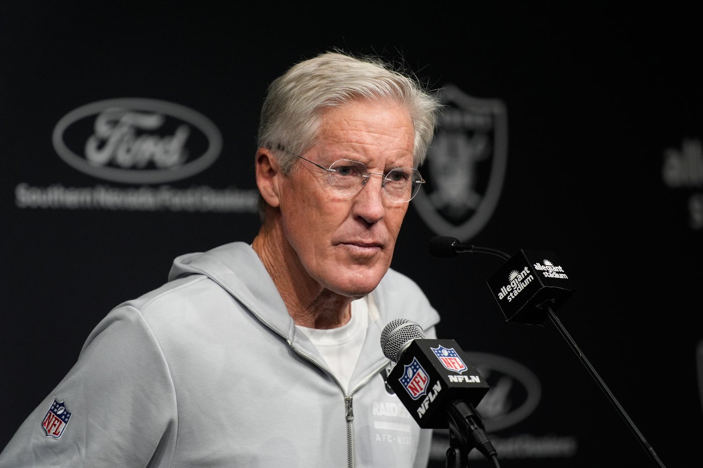 Raiders fire Pete Carroll after 3-14 season and will look for a new coach for third straight year | iNFOnews.ca