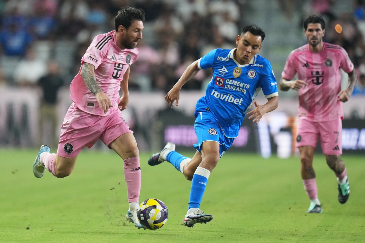 Messi scores 100th Inter Miami goal as Miami beats Cruz Azul 2-0 | iNFOnews.ca