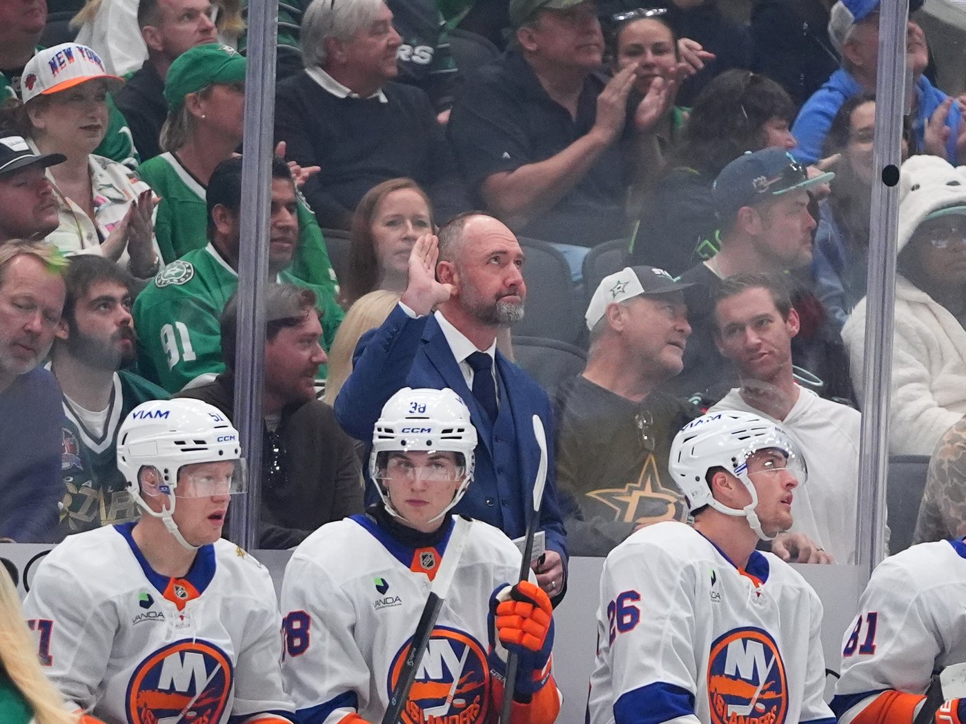 Jason Robertson scores twice to help the Stars beat the Islanders 6-3 | iNFOnews.ca