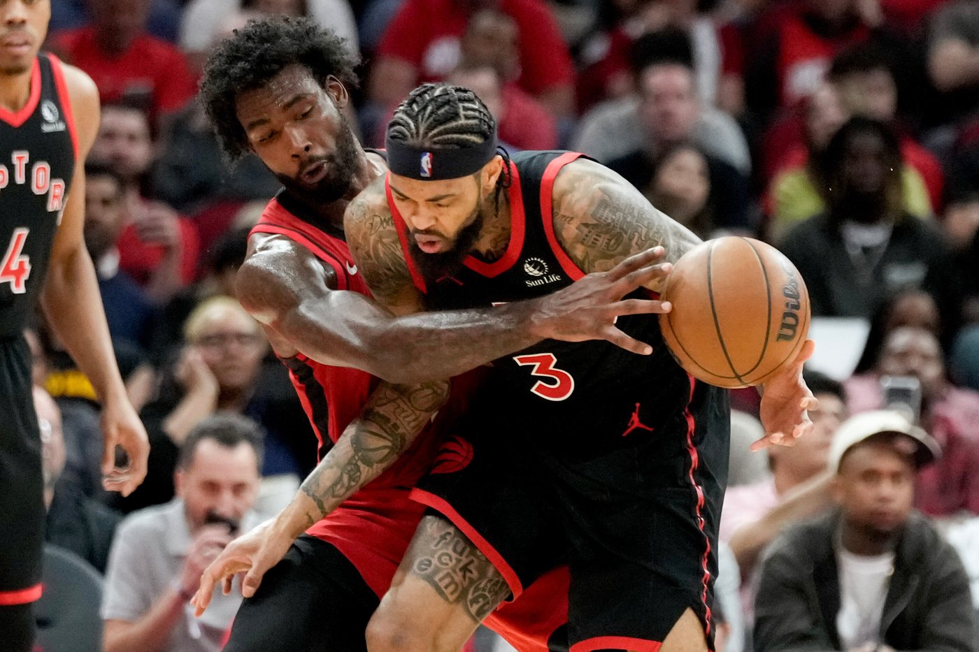 Durant, Thompson lead Rockets to 113-99 win over visiting Raptors | iNFOnews.ca