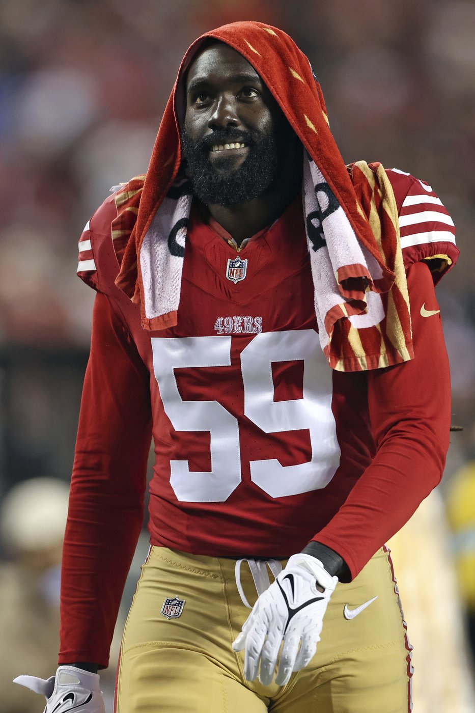 49ers LB De'Vondre Campbell refuses to enter game after losing his starting spot | iNFOnews.ca