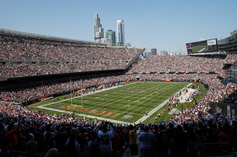 Bears' potential move to Indiana takes step forward as effort to build stadium in Illinois lingers | iNFOnews.ca