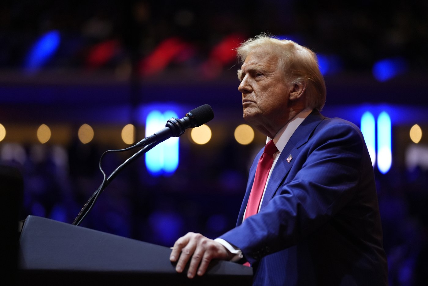 Trump's Madison Square Garden event features crude and racist insults | iNFOnews.ca Trump's Madison Square Garden event features crude and racist insults | iNFOnews.ca