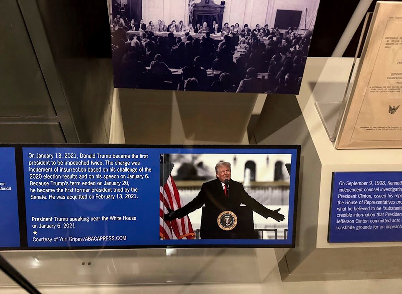 Smithsonian responds to White House pressure by handing over more plans on its exhibits | iNFOnews.ca