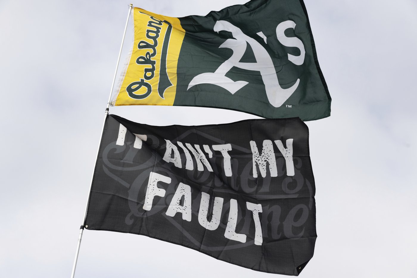 Athletics bid emotional farewell to Oakland Coliseum that they called home since 1968 | iNFOnews.ca