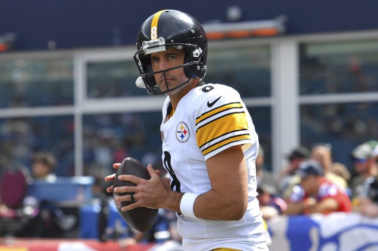 Aaron Rodgers hates his new helmet. The Steelers QB is more upbeat about his team's offense | iNFOnews.ca