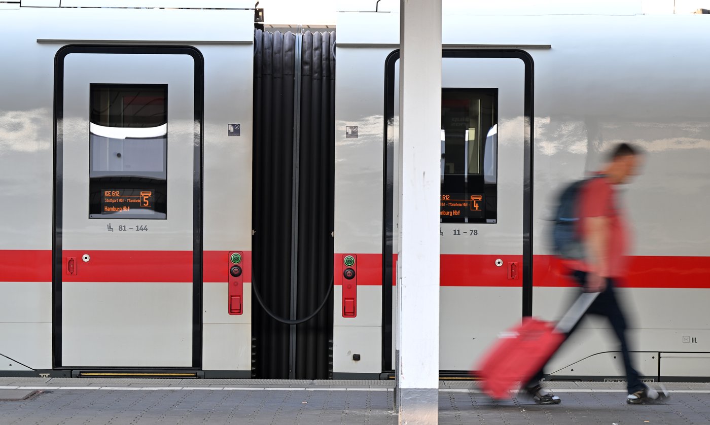 German railway says outage that halted all trains was caused by scheduled work | iNwheels