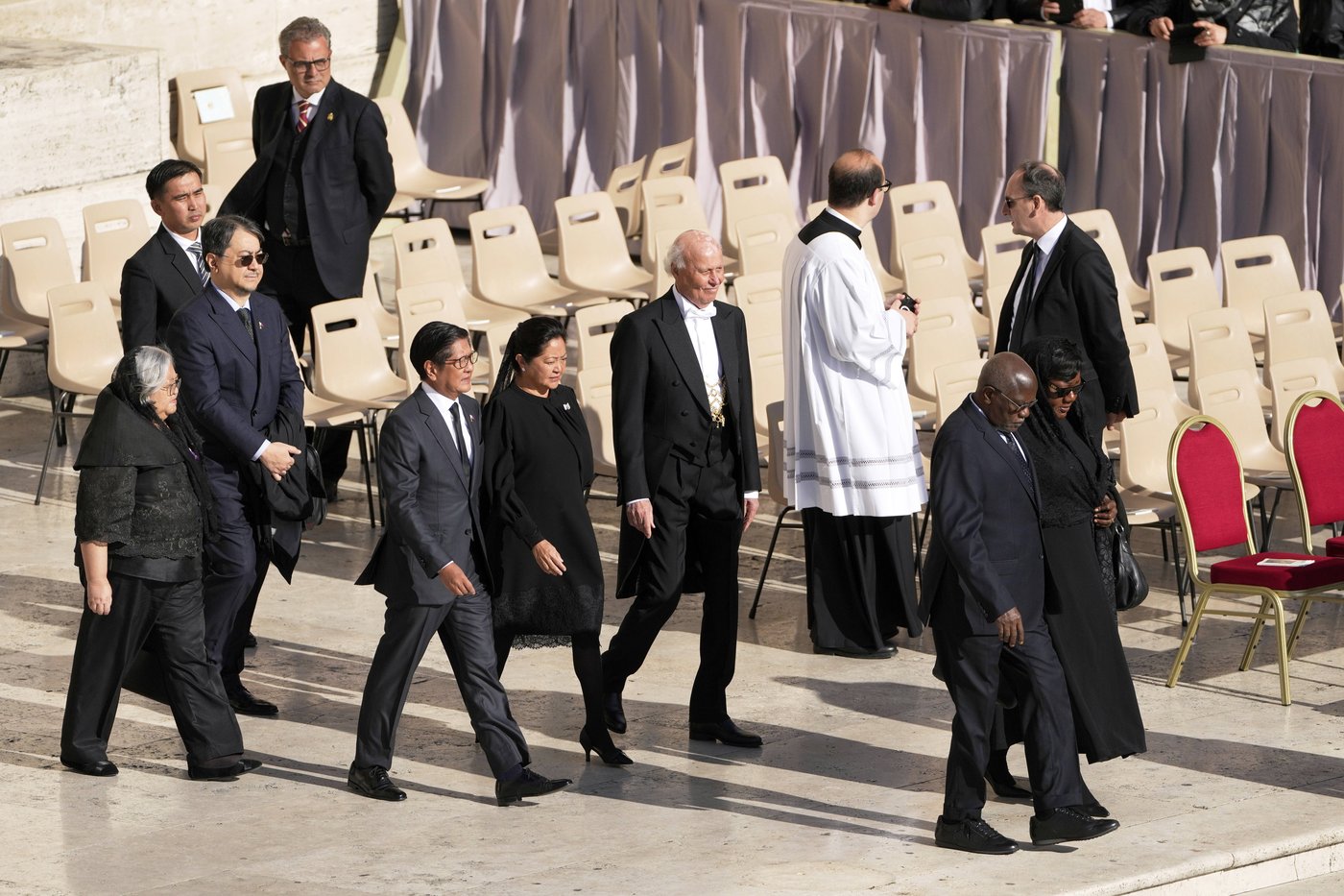 PHOTO COLLECTION: Vatican Pope Funeral Attendees | iNFOnews.ca PHOTO COLLECTION: Vatican Pope Funeral Attendees | iNFOnews.ca