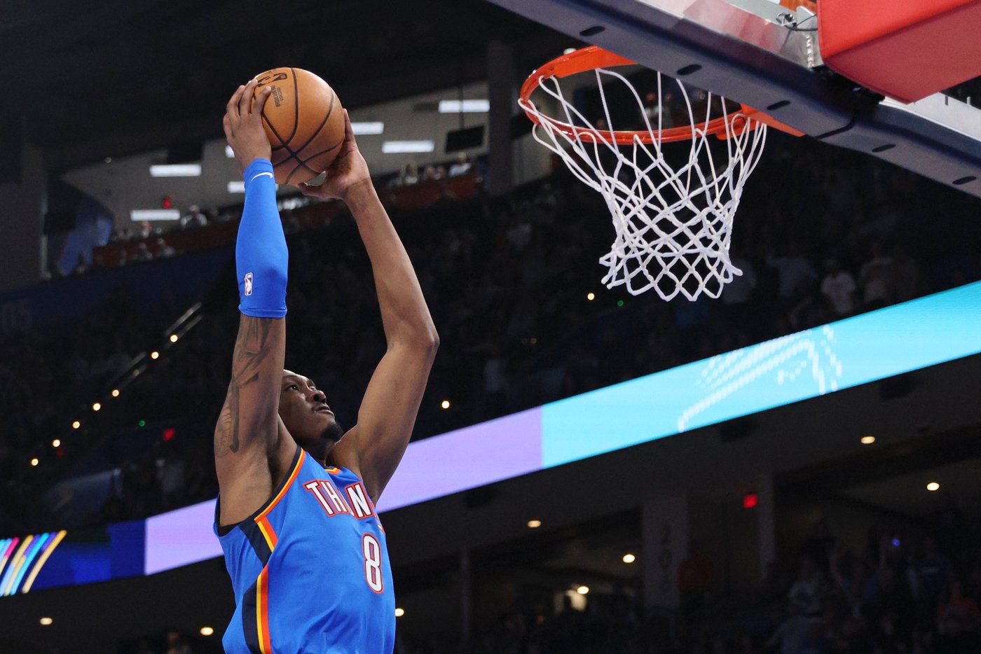 Defending champion Thunder back on track at midpoint after beating Spurs for 1st time in 4 meetings | iNFOnews.ca