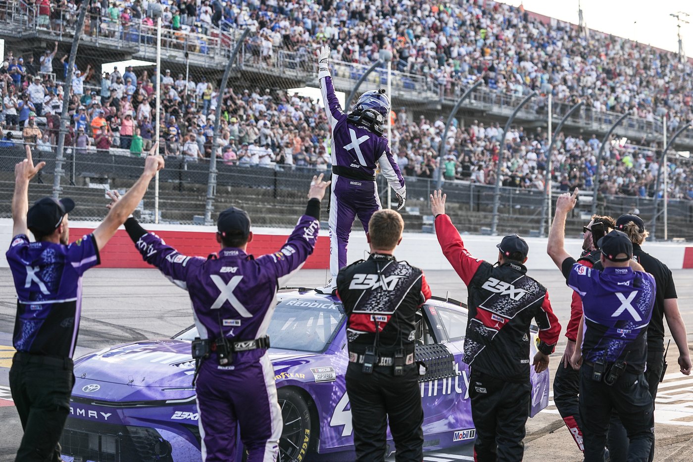 Budding NASCAR powerhouse team owned by Denny Hamlin and Michael Jordan just needs short track magic | iNFOnews.ca Budding NASCAR powerhouse team owned by Denny Hamlin and Michael Jordan just needs short track magic | iNFOnews.ca