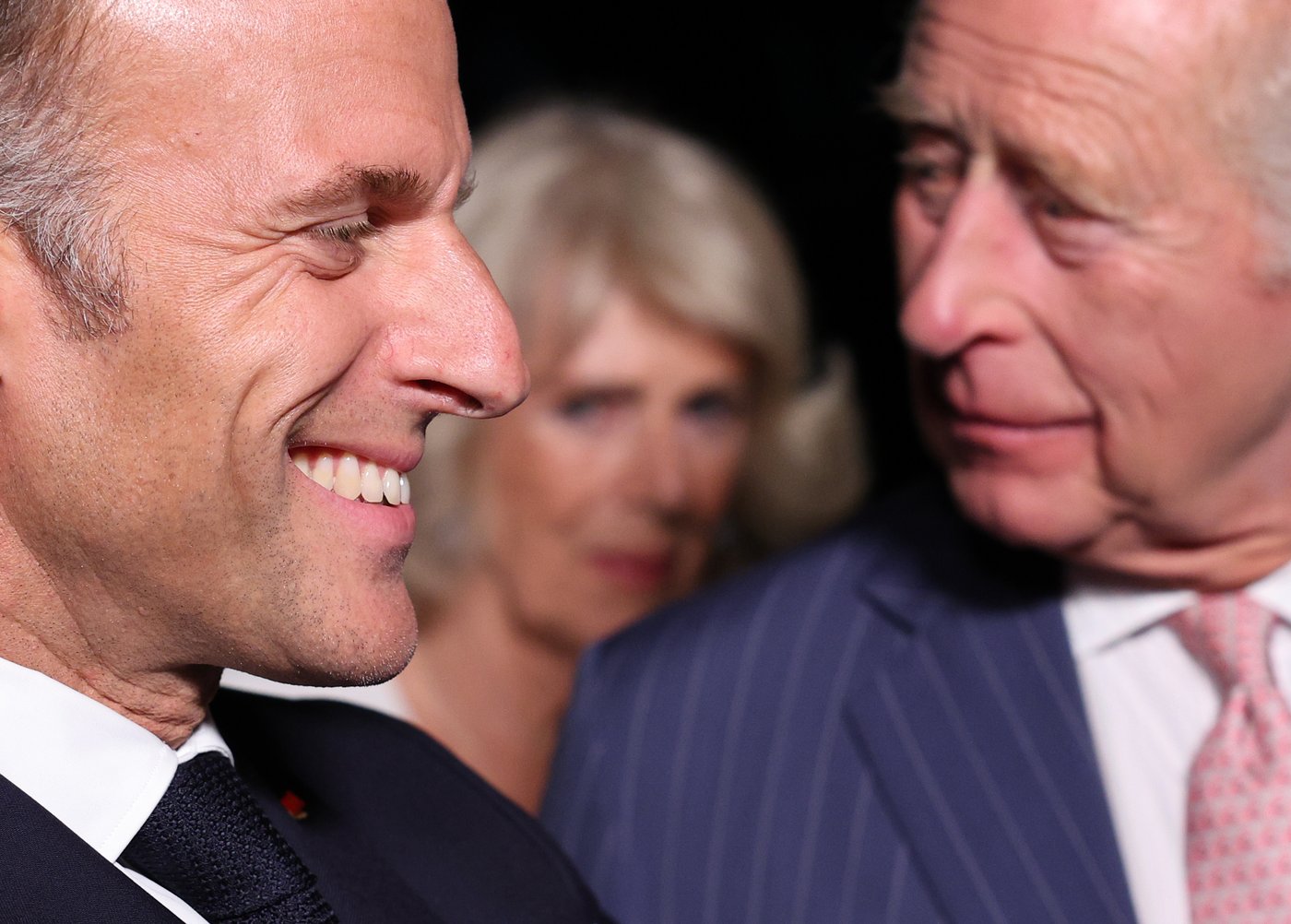Macron and King Charles III hail their nations' ties as they view the Bayeux Tapestry in London | iNFOnews.ca