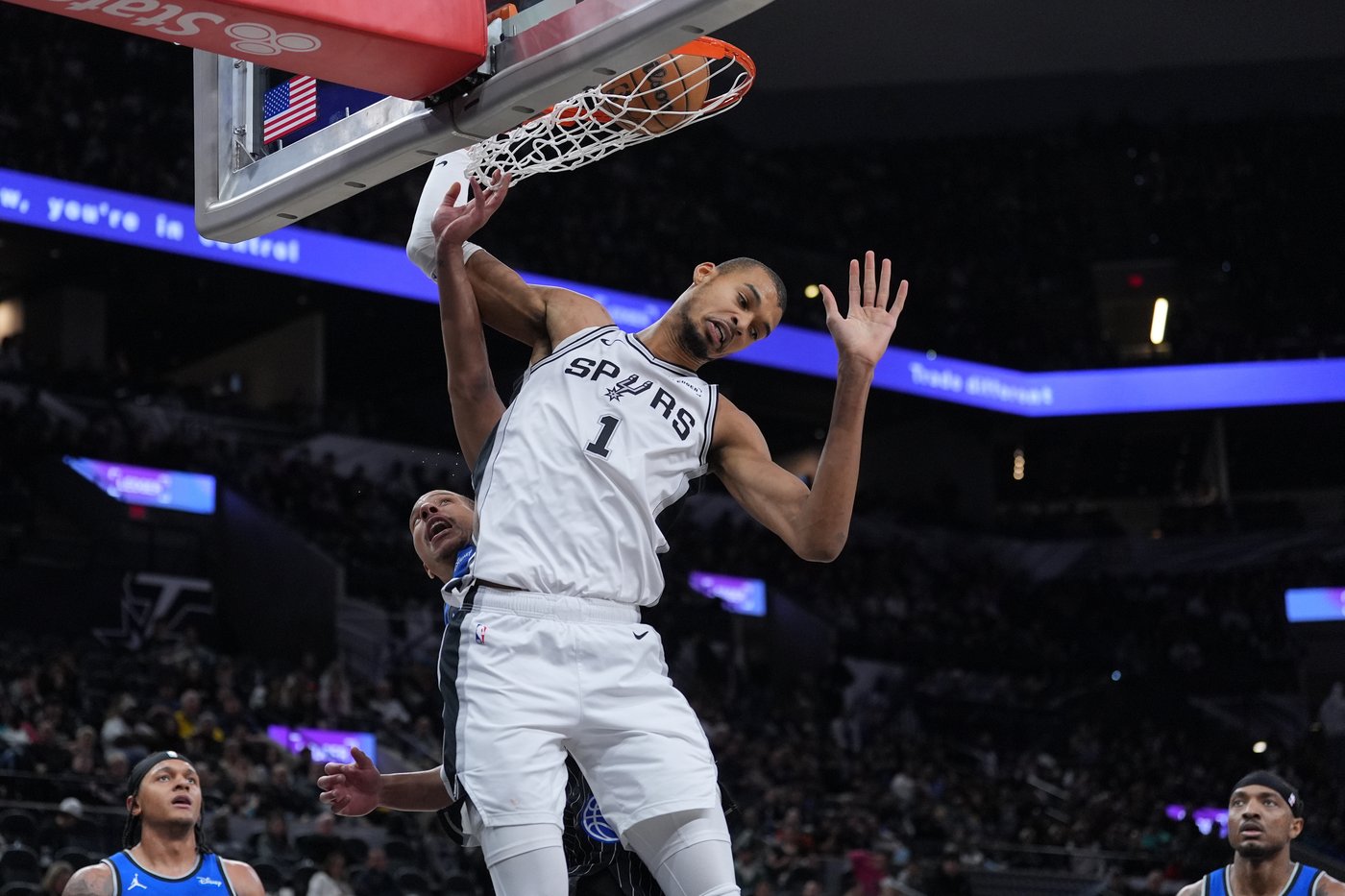 Wembanyama fuels early surge in late start as Spurs overcome travel woes to beat Magic | iNFOnews.ca Wembanyama fuels early surge in late start as Spurs overcome travel woes to beat Magic | iNFOnews.ca