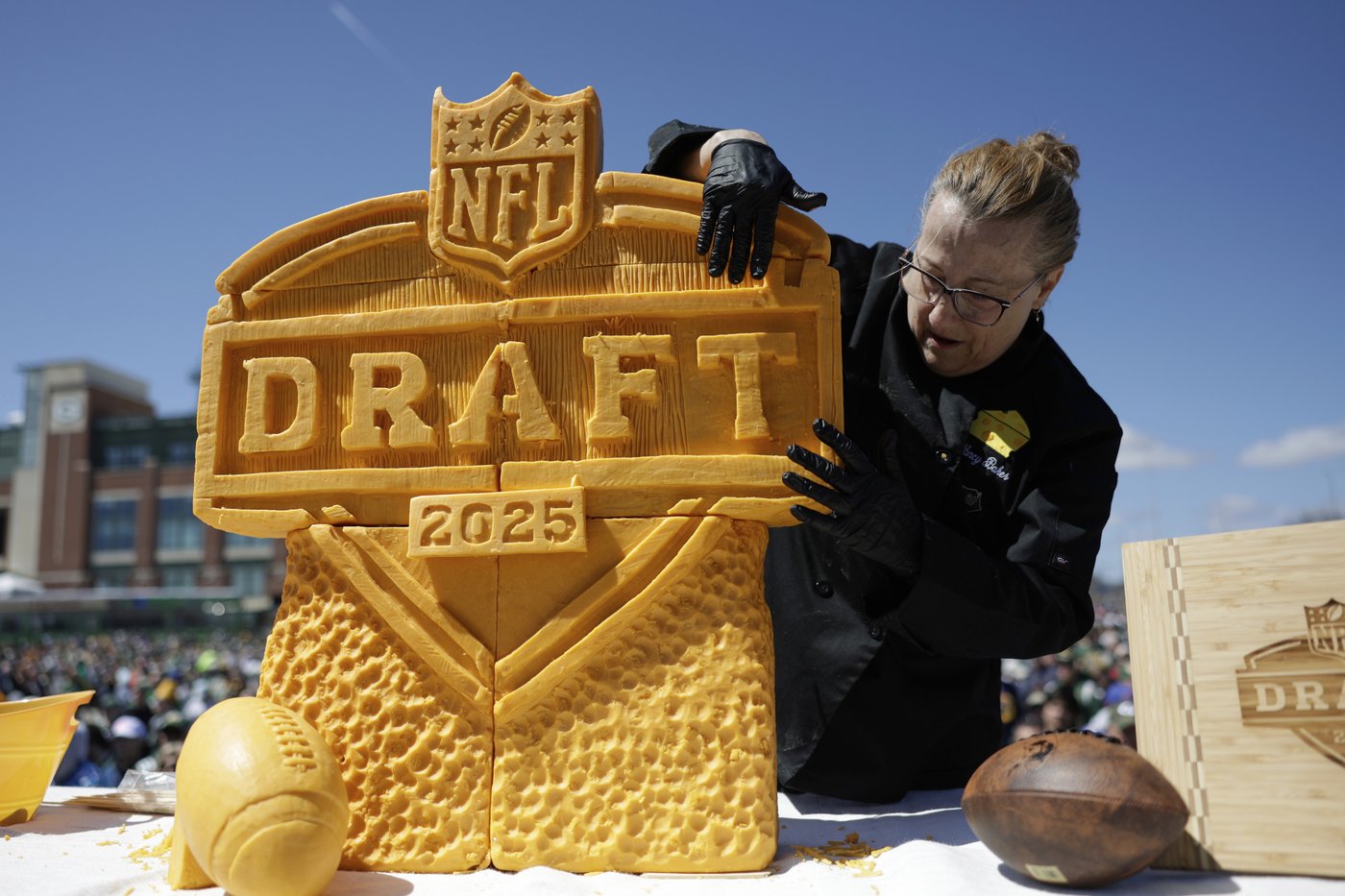 PHOTO COLLECTION: NFL Draft | iNFOnews.ca PHOTO COLLECTION: NFL Draft | iNFOnews.ca