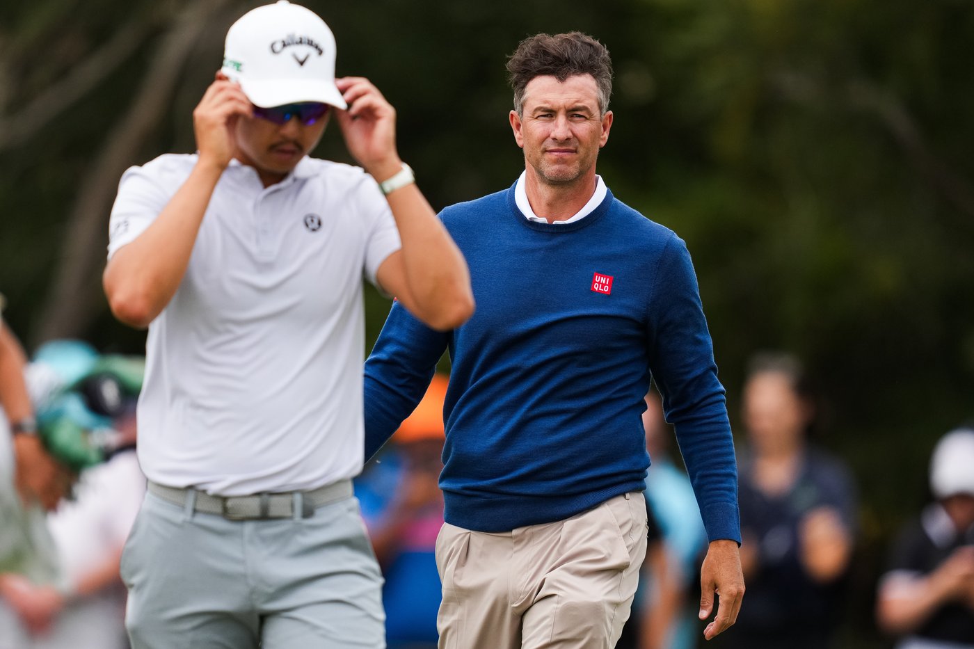 Rory McIlroy's late birdie burst means he'll be playing on the weekend at the Australian Open | iNFOnews.ca