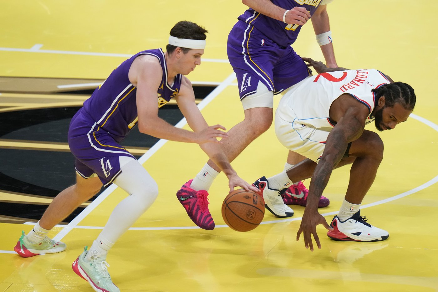 After Luka Doncic called special court 'dangerous,' Lakers playing NBA Cup game on normal court | iNFOnews.ca
